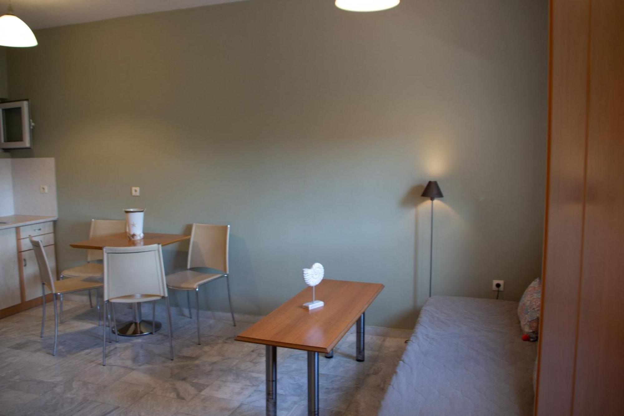 Vasilikí Avesta Apartments - 200M From The Beach חדר תמונה